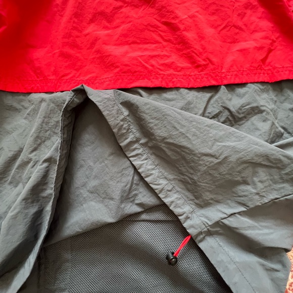 A never used ASICS Running 1/4 Zip Anorak Pullover Mens Medium. - Picture 3 of 6